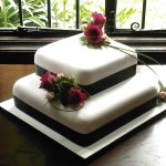 2 Tier Square Wedding Cake With Fresh Flowers