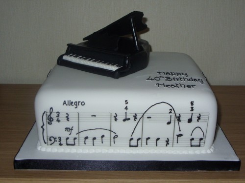 Grand Piano With Music Birthday Cake