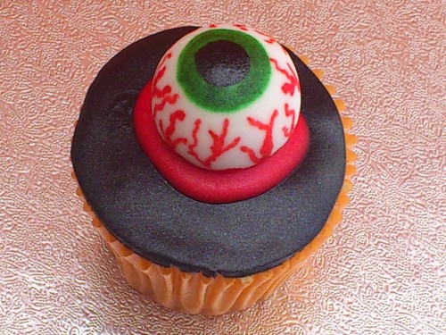 Novelty Halloween Cup Cakes