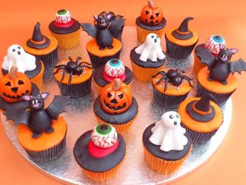 Novelty Halloween Cup Cakes
