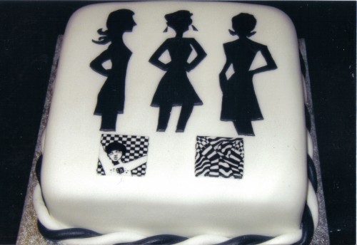 1960's Retro Black And White Party Cake