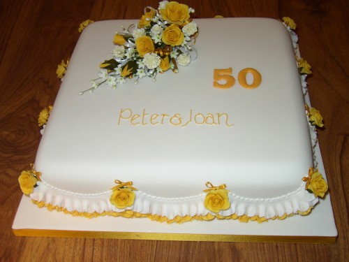 50th Wedding Anniversary Cake With Gold Rose Spray