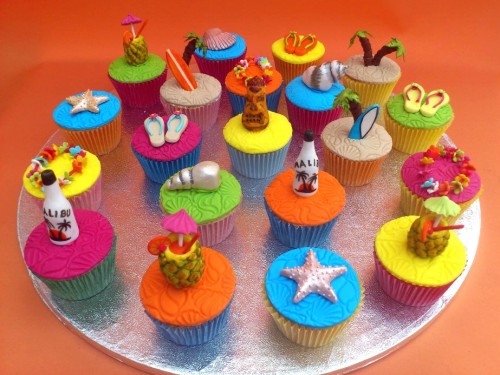 Hawaiian Party Themed Novelty Cupcakes