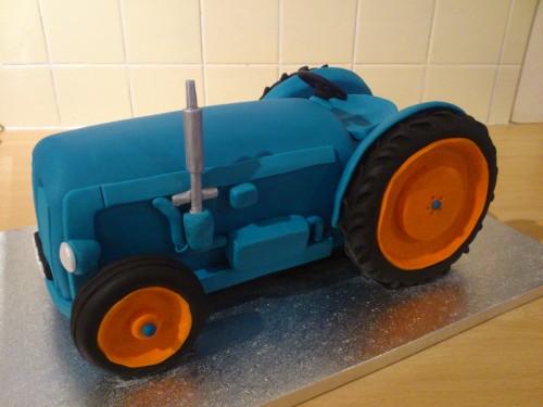 fordson major tractor novelty cake