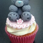 me to you bear novelty cupcakes