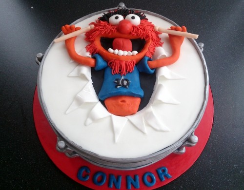 animal from the muppets drum cake