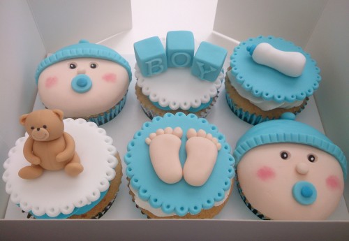 baby shower cupcakes