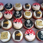 pirate themed novelty cupcakes