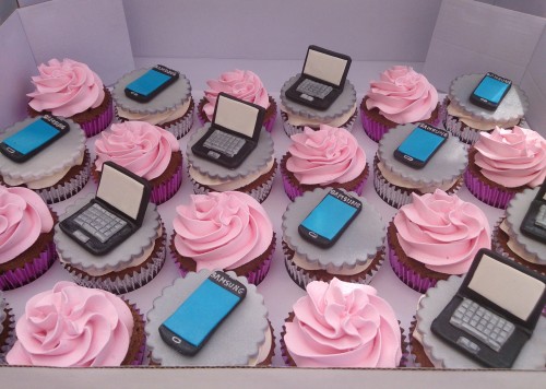 techno cupcakes