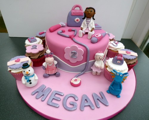 doc mcstuffins characters cake and cupcakes