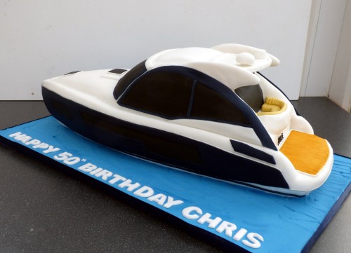 sunseeker motorcruiser cake