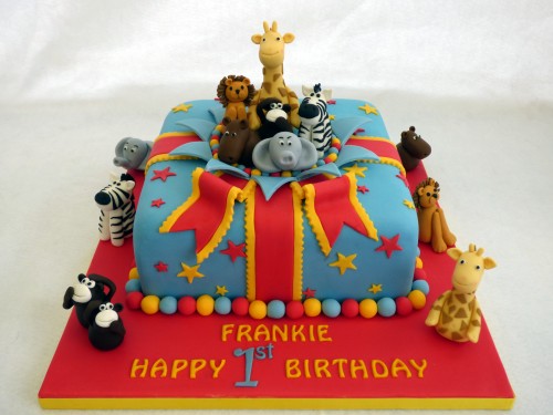 jungle animal present birthday cake