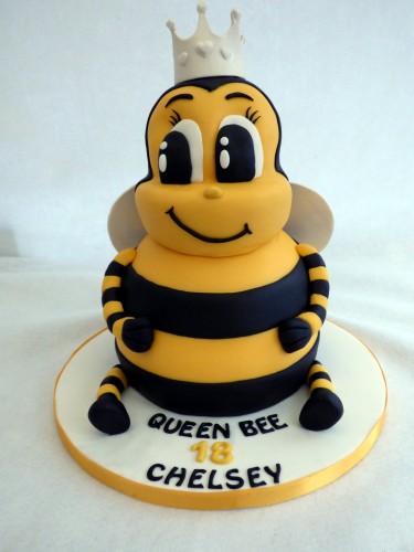 queen bee novelty birthday cake