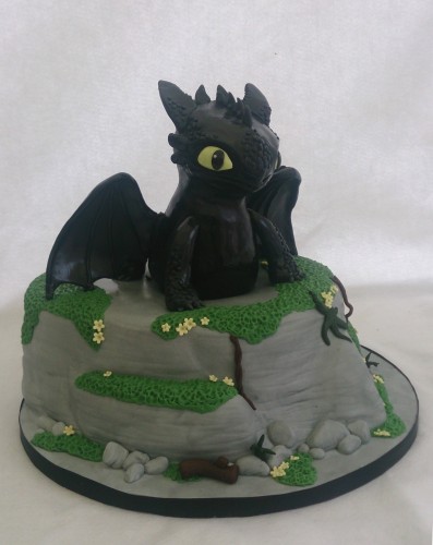 toothless dragon birthday cake