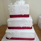 winter snowflake wedding cake