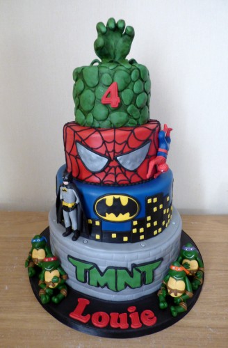 4-tier-super-heroes-birthday-cake