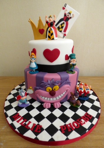 alice-in-wonderland-2-tier-birthday-cake
