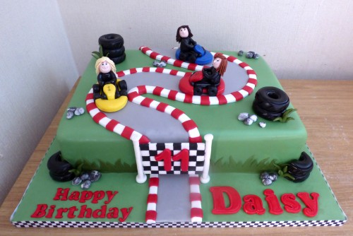 childrens-go-kart-party-cake