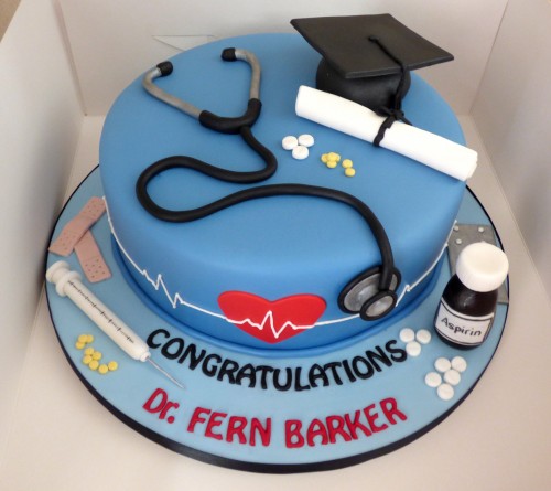 doctors-graduation-cake