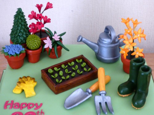 gardeners-birthday-cake