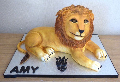 lion-birthday-cake