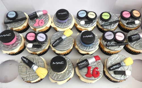 mac-make-up-cupcakes