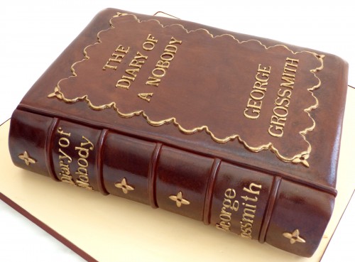 old-fashioned-leather-bound-book-birthday-cake-