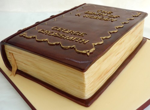 old-fashioned-leather-bound-book-birthday-cake-