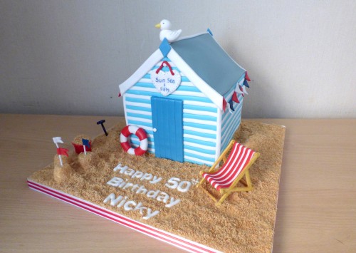 beach-hut-birthday-cake