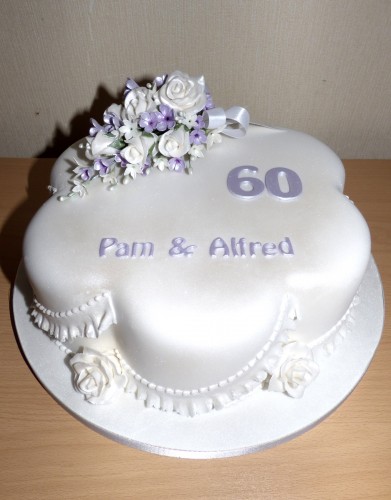 diamond-wedding-anniversary-cake