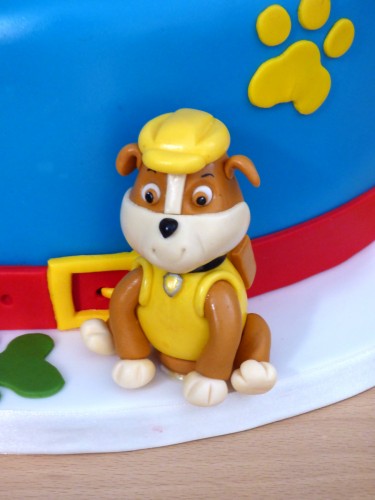 paw-patrol-and-elsa-frozen-and-belle-beauty-and-the-beast-half-and-half-cake