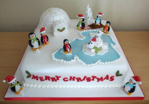 polar-bears-and-penguins-christmas-cake-