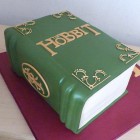 the-hobbit-book-birthday-cake