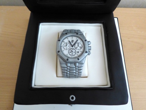 audemars-piquet-royal-oak-watch-in-presentation-box-birthday-cake