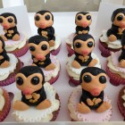 fantastic-beasts-niffler-birthday-cake-cupcakes