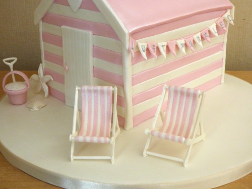 pretty-pink-beach-hut-wedding-cake