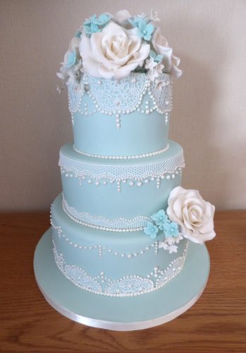 3-tier-elegant-lace-wedding-cake