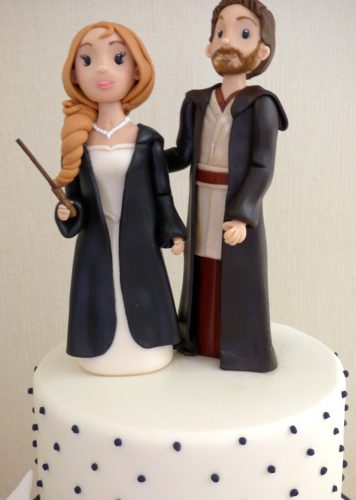 4-tier-wedding-cake-with-personalised-harry-potter-jedi-toppers