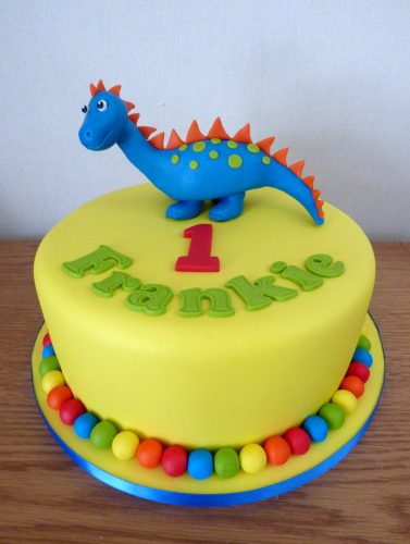 colourful-dinosaur-1st-birthday-cake