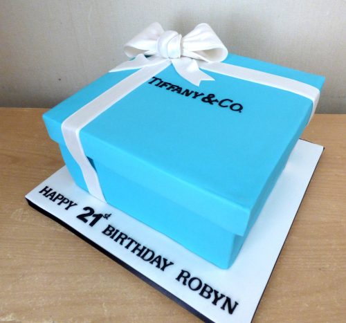 tiffany-jewellery-box-birthday-cake