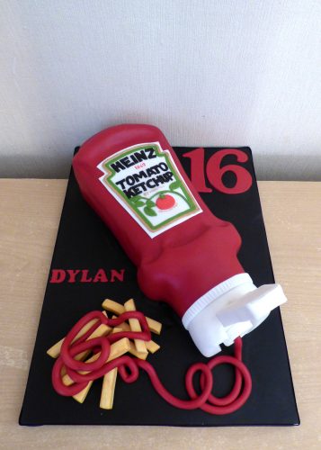 tomato-ketchup-squeezy-bottle-with-chips-birthday-cake