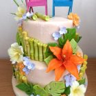 2-tier-tropical-themed-wedding-cake