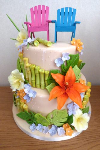 2-tier-tropical-themed-wedding-cake