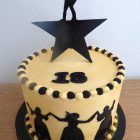 hamilton-musical-themed-birthday-cake
