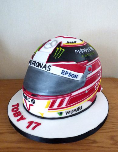 lewis-hamilton-race-helmet-birthday-cake