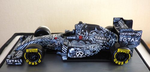 red-bull-F1-camouflage-car-verstappen-birthday-cake