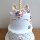 2-tier-unicorn-gold-birthday-cake