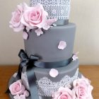 3-tier-grey-pink-lace-wedding-cake-roses