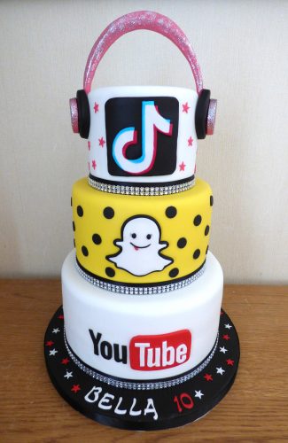 3-tier-social-media-themed-birthday-cake-youtube-snapchat