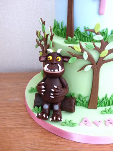 2-tier-gruffalo-peter-rabbit-woodland-themed-birthday-cake